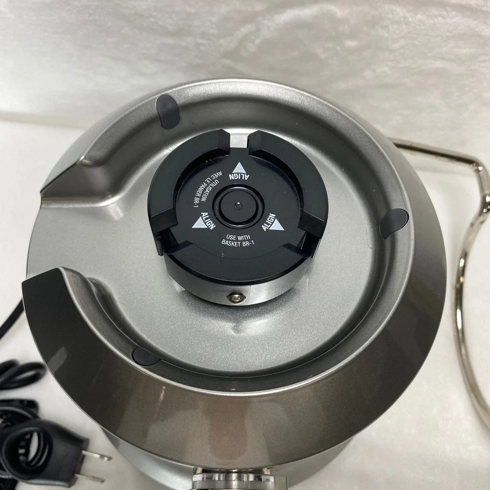 Breville BJE430 SILUSC Centrifugal Juicer 120V 850W‎ Silver BASE ONLY Perfect